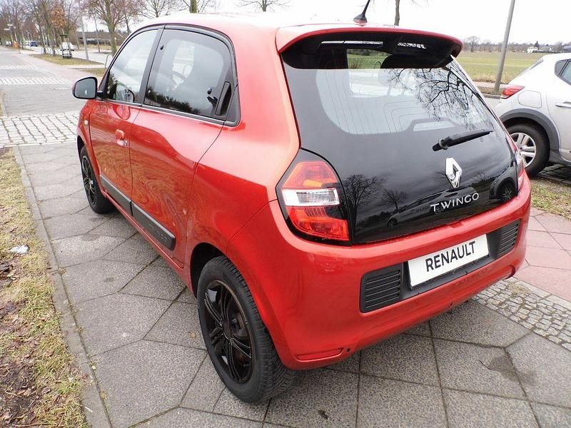 Gebraucht Renault Twingo Dynamique 71 PS (52 kW) 2015 Rot Kleinwagen