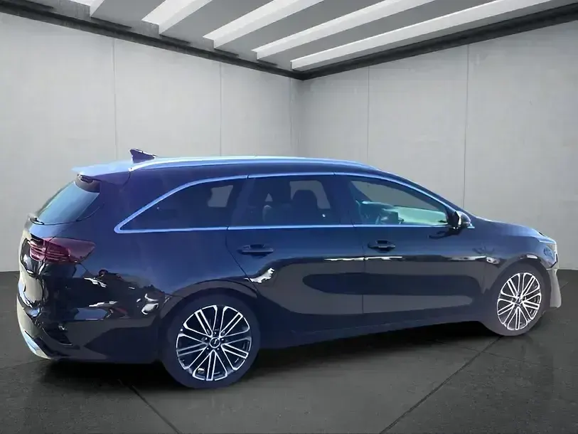 Gebraucht Kia Ceed 2022 Schwarz Kleinwagen