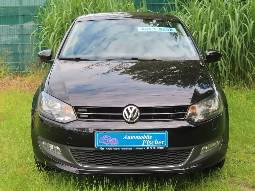 Gebraucht VW Polo Match 90 PS (66 kW) 2013 Schwarz Kleinwagen