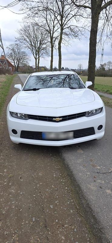 Gebraucht Chevrolet Camaro 328 PS (241 kW) 2013 Weiß Coupé