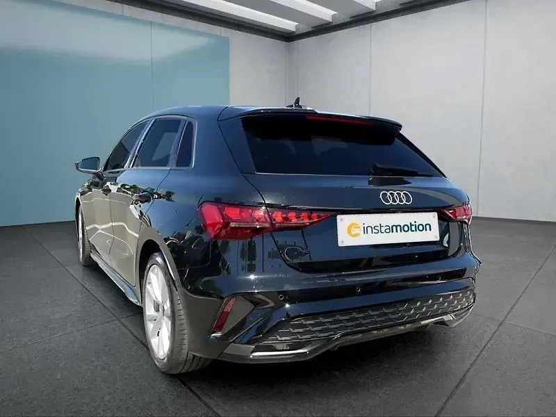 Gebraucht Audi A3 Sportback 150 PS (110 kW) 2025 Schwarz Kleinwagen