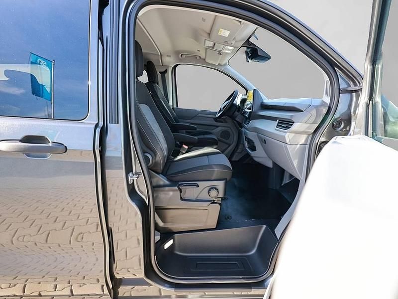 Gebraucht VW T7 150 PS (110 kW) 2025 Grau Van