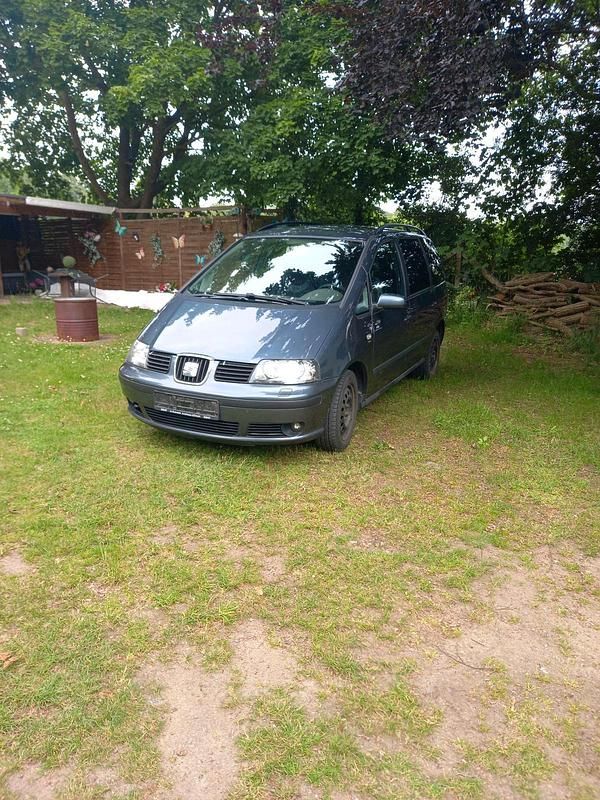 Gebraucht 2008 Seat Alhambra Van / Kleinbus | 1.777 € (Guter Preis) - Bild 1/4