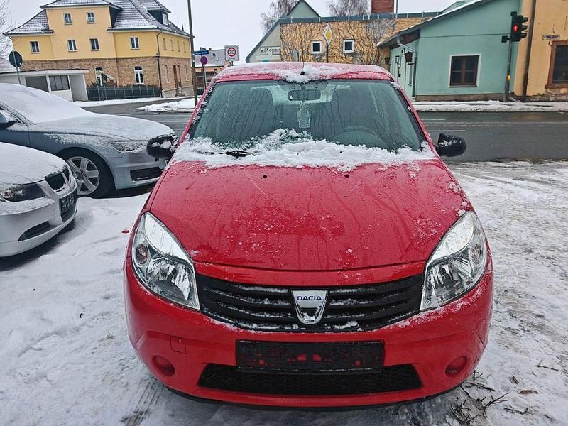 Gebraucht Dacia Sandero Lauréate 75 PS (55 kW) 2010 Rot Limousine