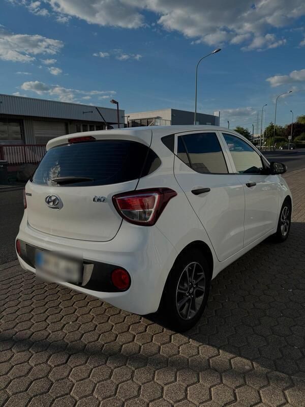 Weiß Gebraucht 2018 Hyundai i10 Kleinwagen | 5.500 € (Guter Preis) - Bild 1/4