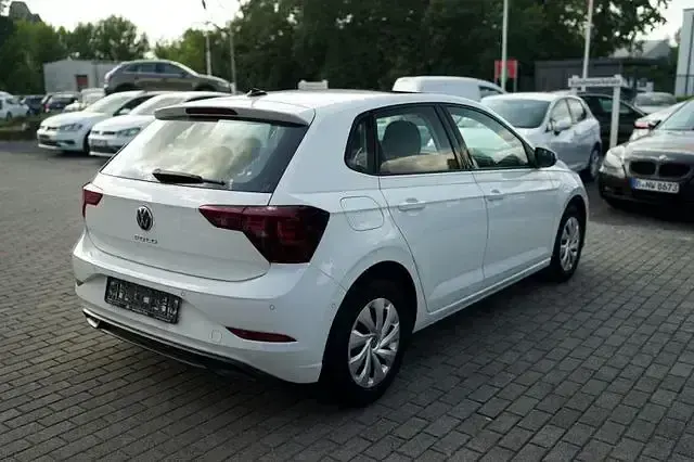 Gebraucht VW Polo Life 95 PS (69 kW) 2022 Weiß Kleinwagen