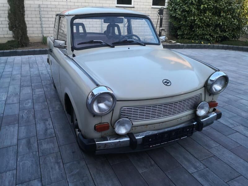 Beige Gebraucht 1969 Trabant 601 Limousine | 3.700 € - Bild 1/4