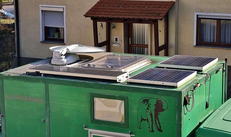 Gebraucht Mercedes Sprinter 190 PS (139 kW) 2014 Grün