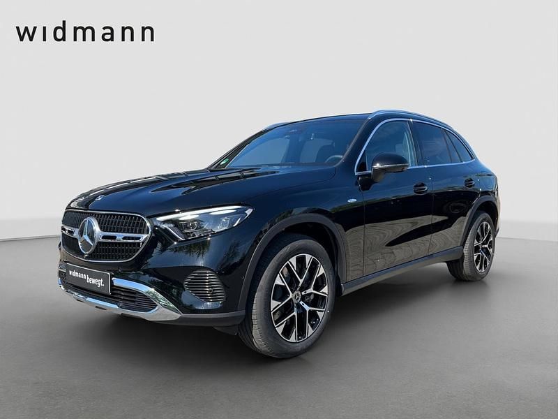 Unilack schwarz Gebraucht 2025 Mercedes GLC300e SUV | 64.780 € (Teuer) - Bild 1/4