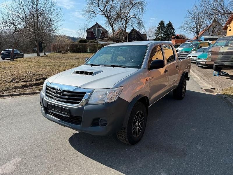 Gebraucht Toyota HiLux 144 PS (105 kW) 2014 Silber Pickup