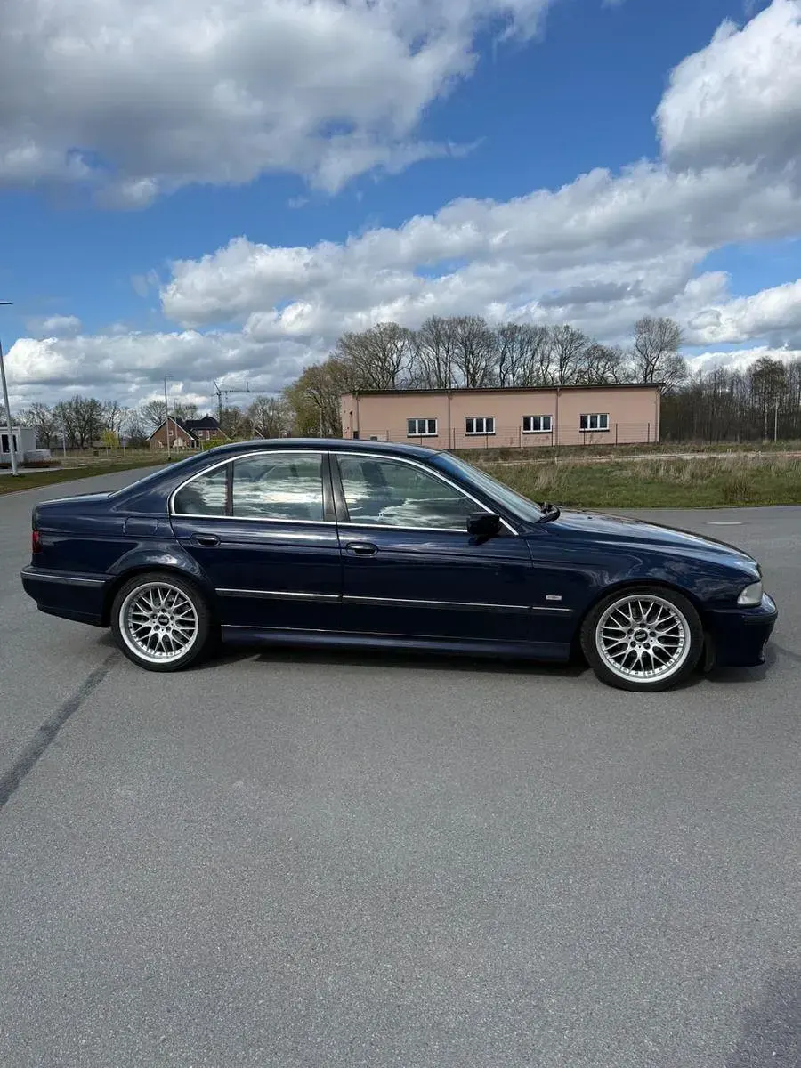 Gebraucht BMW 523 Performance 170 PS (125 kW) 2000 Blau Limousine
