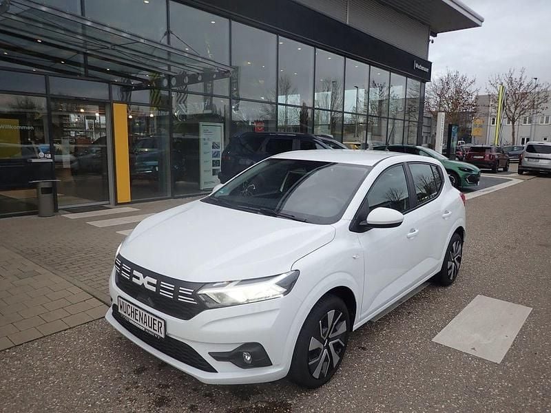 Weiß Gebraucht 2024 Dacia Sandero Expression Limousine | 14.950 € (Guter Preis) - Bild 1/4