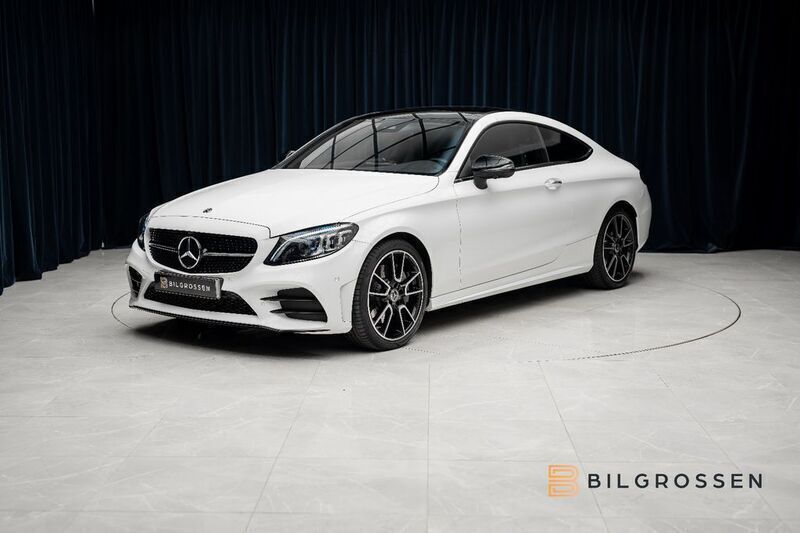 Weiß Gebraucht 2021 Mercedes C300 AMG Line Premium Plus Coupé | 38.200 € (Superpreis) - Bild 1/4
