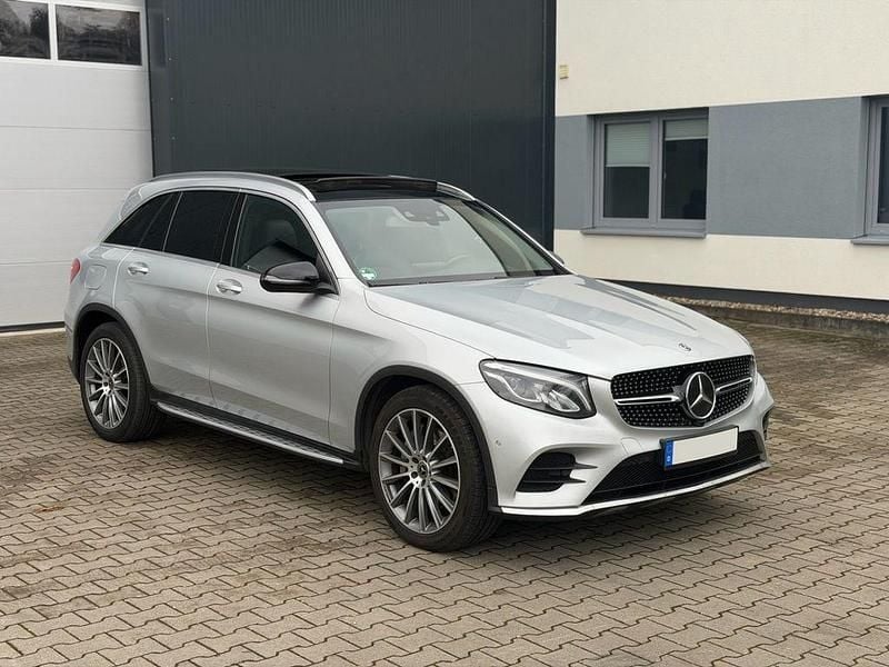 Gebraucht Mercedes GLC350 AMG 258 PS (189 kW) 2018 Silber SUV