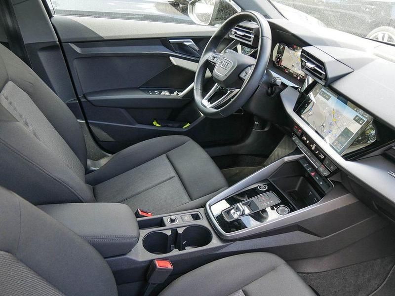Gebraucht Audi A3 150 PS (110 kW) 2023 Brillantschwarz Limousine