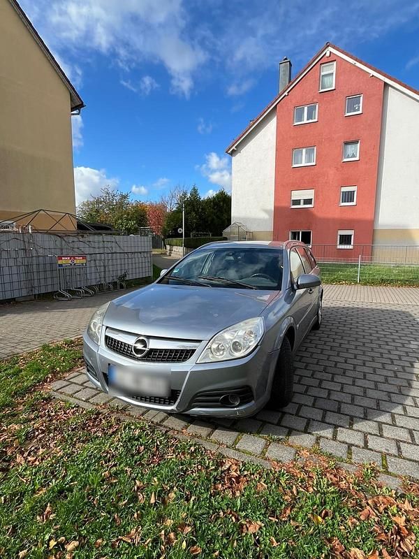 Silber Gebraucht 2006 Opel Vectra Kombi | 750 € (Superpreis) - Bild 1/4
