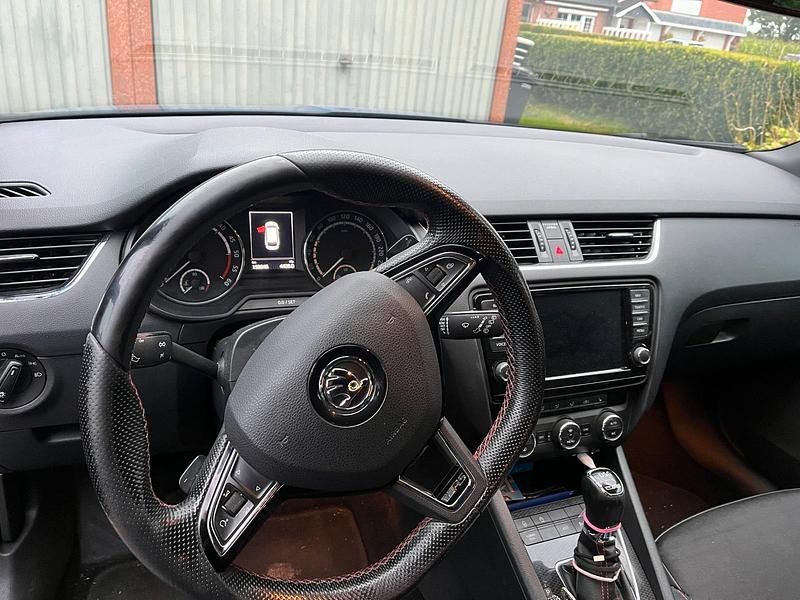 Gebraucht Skoda Octavia RS 184 PS (135 kW) 2016 Blau Kleinwagen