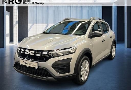 Gebraucht Dacia Sandero Essentiel 101 PS (74 kW) 2024 Grau Limousine