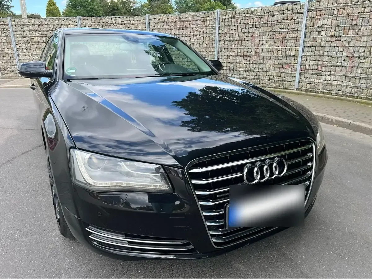 Gebraucht Audi A8 250 PS (183 kW) 2011 Schwarz Limousine