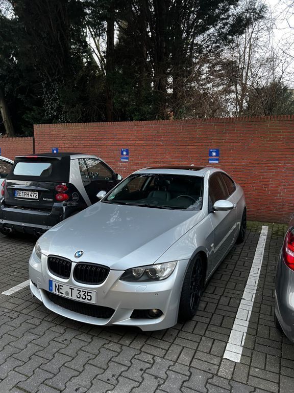 Silber Gebraucht 2006 BMW 335 Performance Coupé | 13.000 € (Superpreis) - Bild 1/4