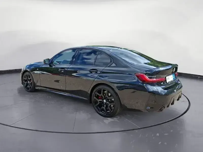 Gebraucht BMW 320 M Sport 190 PS (139 kW) 2025 Schwarz Limousine