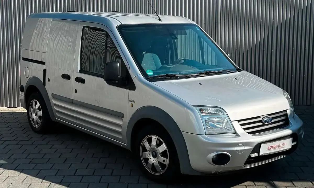 Gebraucht Ford Transit Connect Trend 110 PS (80 kW) 2010 Silber Van / Kleinbus