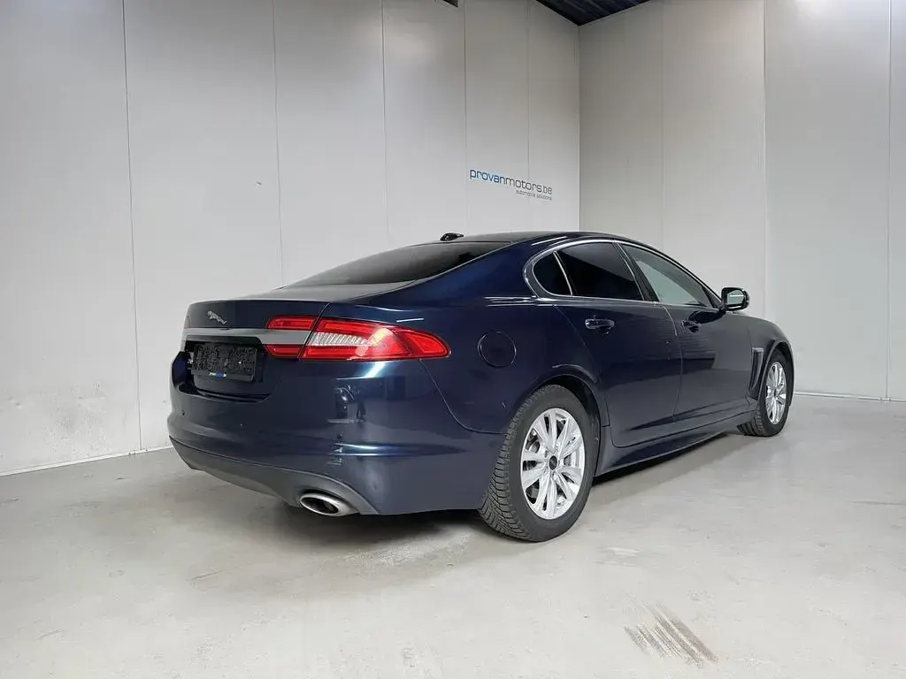 Gebraucht Jaguar XF 163 PS (119 kW) 2012 Blau Limousine