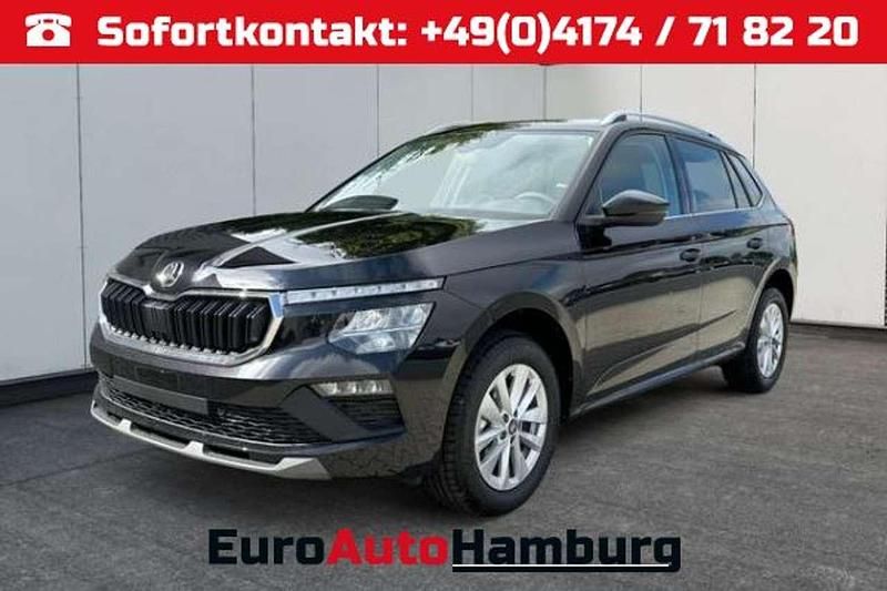 Blackmagic perleffekt/schwarz Neu 2025 Skoda Kamiq Selection SUV | 26.580 € (Fairer Preis) - Bild 1/4