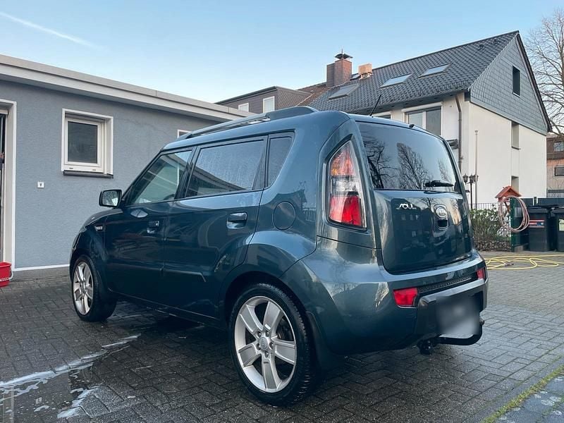 Gebraucht Kia Soul 126 PS (92 kW) 2010 Grün SUV