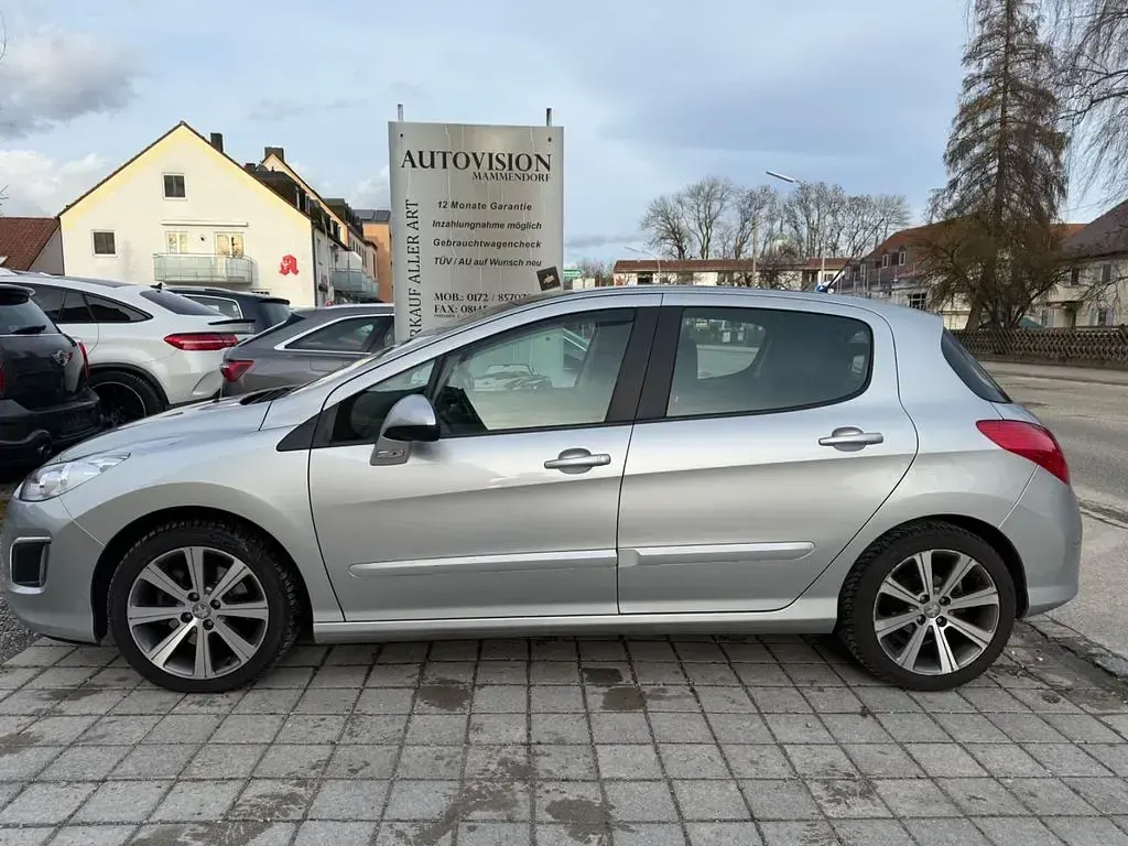Gebraucht Peugeot 308 Allure 163 PS (119 kW) 2012 Silber Limousine