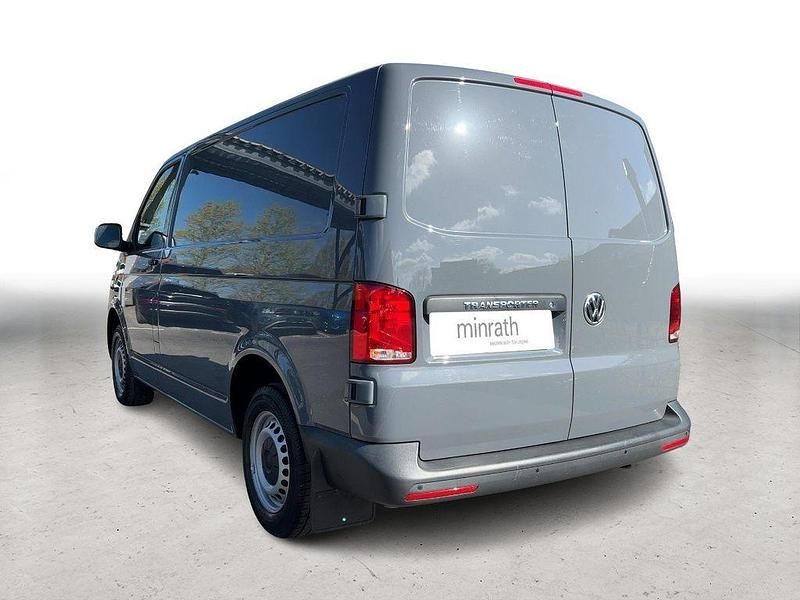 Gebraucht VW Transporter 150 PS (110 kW) 2021 Grau Van