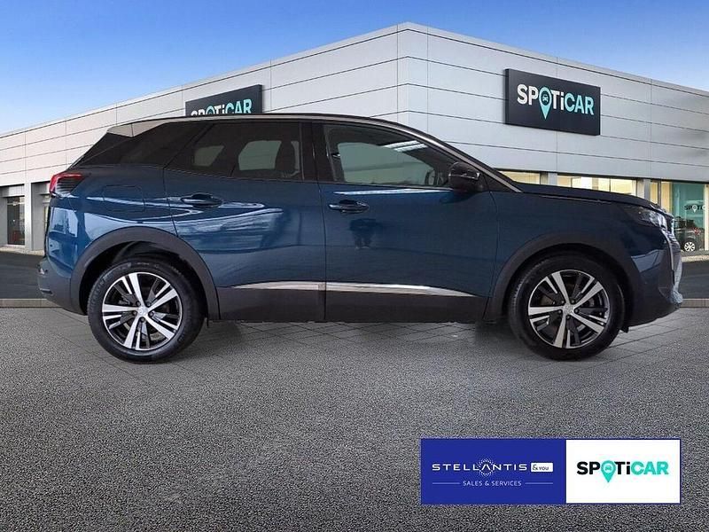 Gebraucht Peugeot 3008 Allure 131 PS (96 kW) 2023 Blau SUV