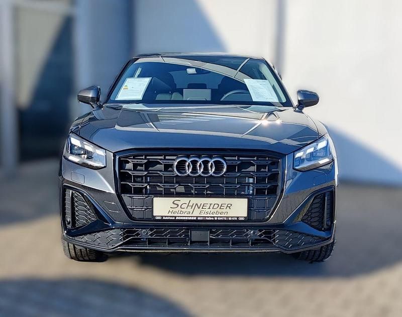 Neu Audi Q2 S-Line 150 PS (110 kW) 2026 Grau SUV