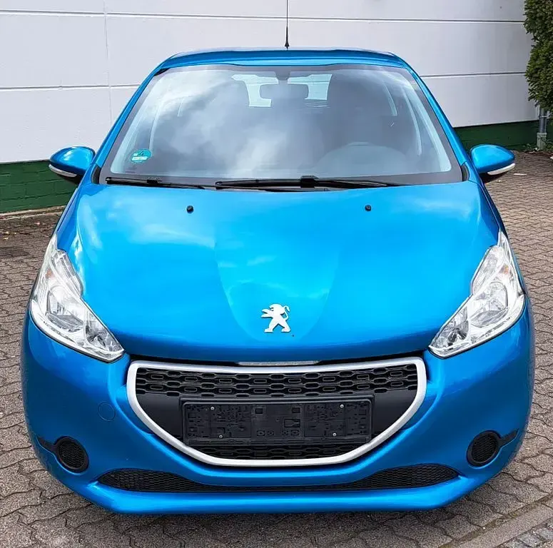 Gebraucht Peugeot 208 Access 68 PS (50 kW) 2012 Blau Kleinwagen