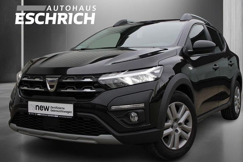 Schwarz Gebraucht 2022 Dacia Sandero Essentiel Kleinwagen | 12.380 € (Guter Preis) - Bild 1/4