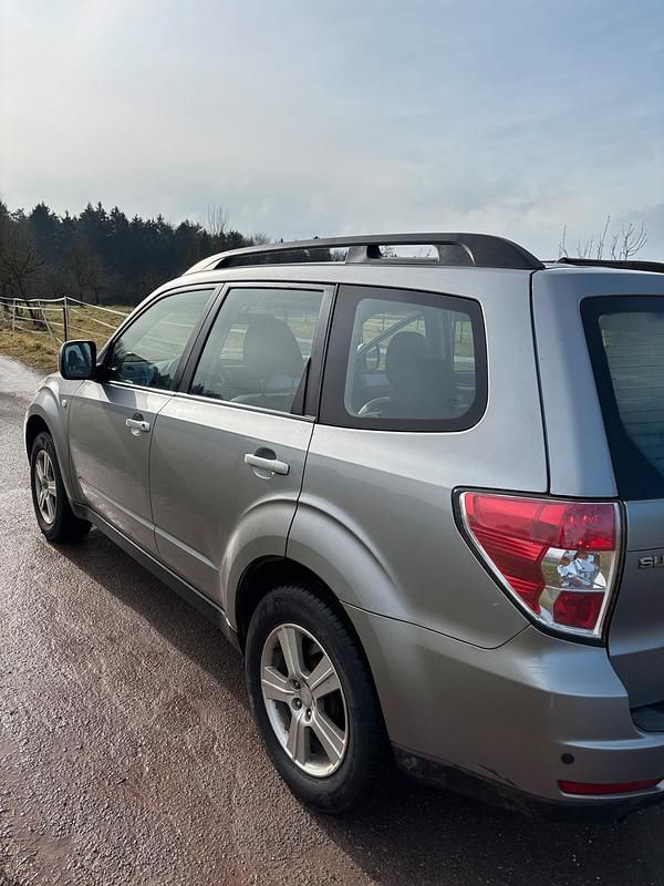 Gebraucht Subaru Forester 149 PS (109 kW) 2008 Silber SUV