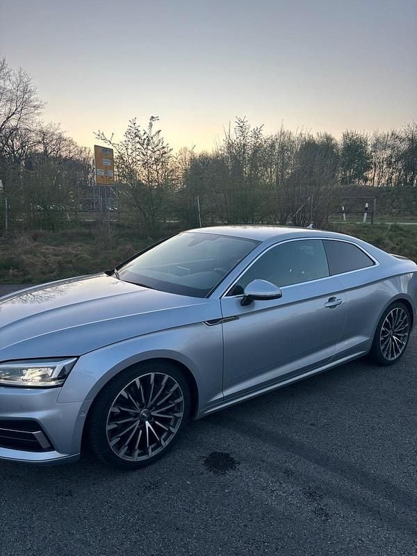 Second-hand Audi A5 S-Line 190 CP (139 kW) 2018 Argintiu Coupe