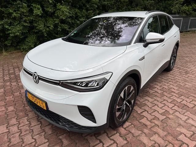 Second-hand VW ID.4 Life 150 kW (204 CP) 2021 Alb SUV