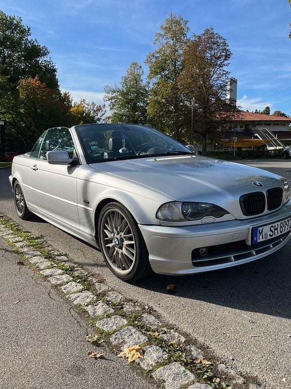 Gebraucht BMW 325 Cabriolet Performance 192 PS (141 kW) 2001 Silber Cabrio