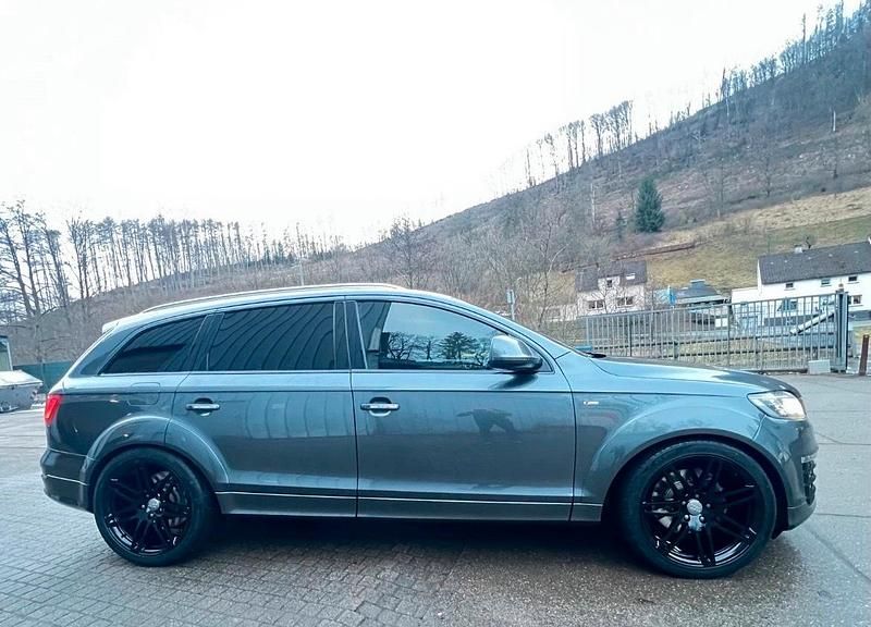 Gebraucht Audi Q7 Comfort 340 PS (250 kW) 2014 Grau SUV