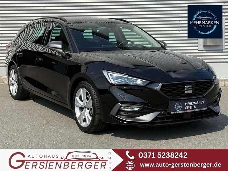 Mitternachtsschwarz Gebraucht 2024 Seat Leon FR Kombi | 30.990 € (Fairer Preis) - Bild 1/4