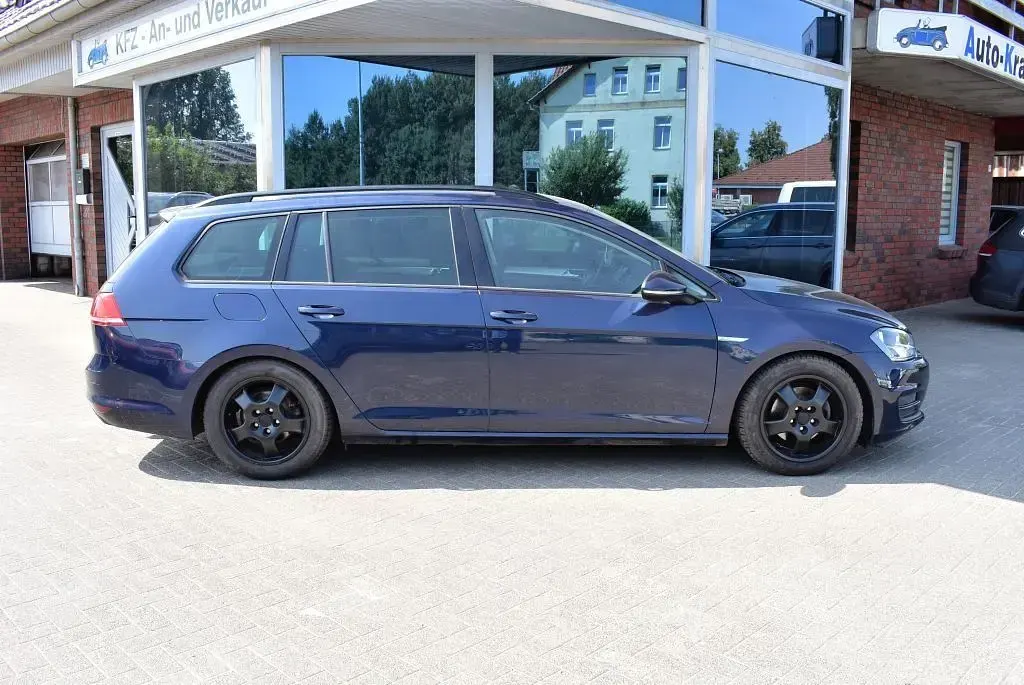 Gebraucht VW Golf VII Cup 122 PS (89 kW) 2014 Night blue metallic Kombi