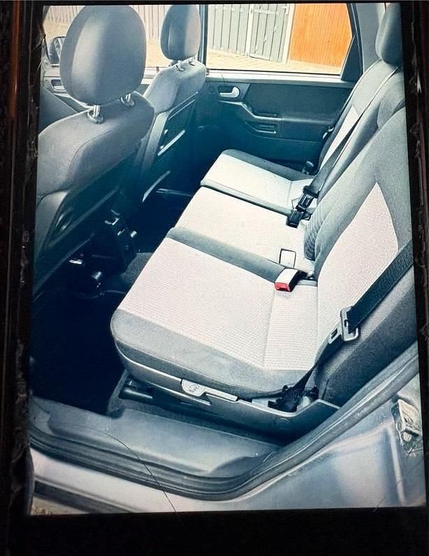 Gebraucht Opel Meriva 90 PS (66 kW) 2005 Silber Van / Kleinbus