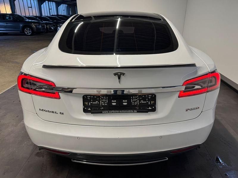 Gebraucht Tesla Model S 514 kW (700 PS) 2015 Weiß Kleinwagen