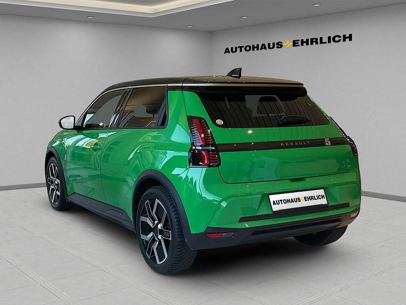 Gebraucht Renault 5 E-Tech Komfort 77 kW (106 PS) 2025 Andere (gruen) Kleinwagen