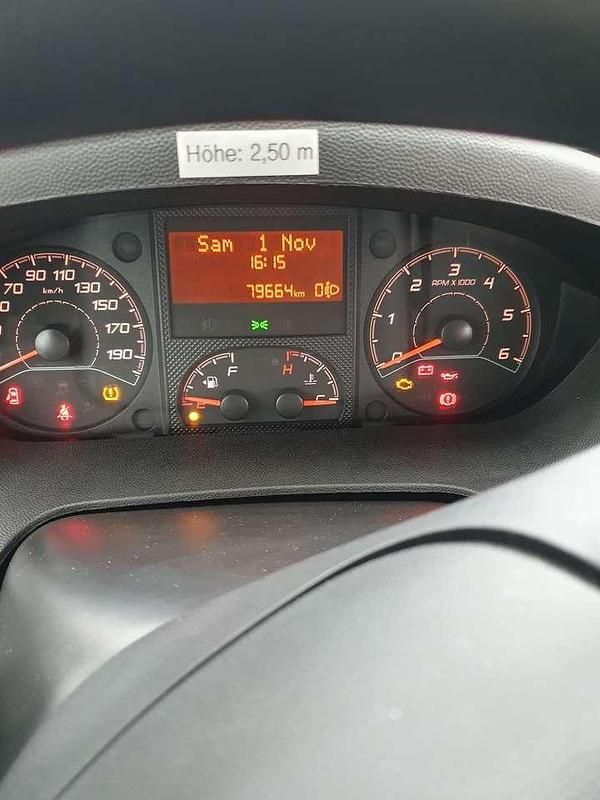 Gebraucht Peugeot Boxer 150 PS (110 kW) 2015 Schwarz Van