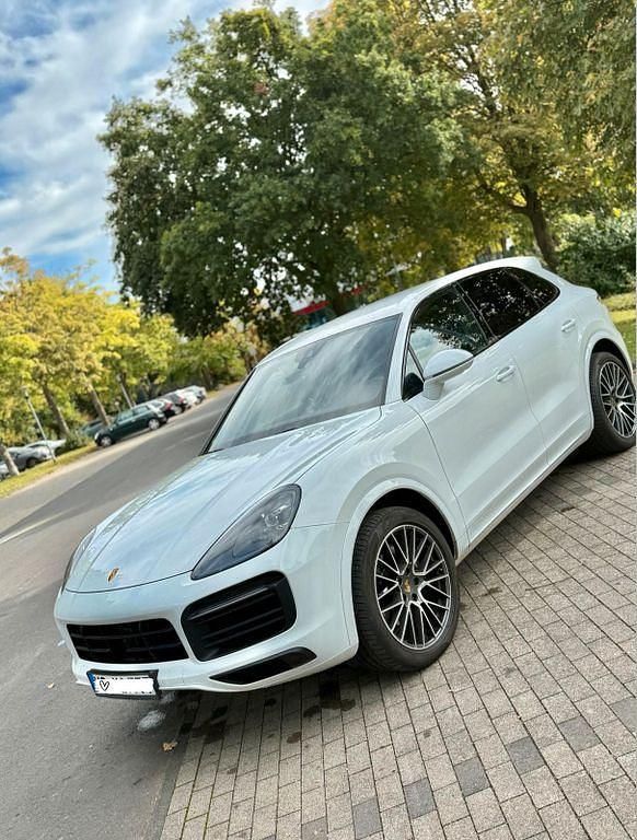 Weiß Gebraucht 2019 Porsche Cayenne SUV | 49.150 € (Teuer) - Bild 1/4