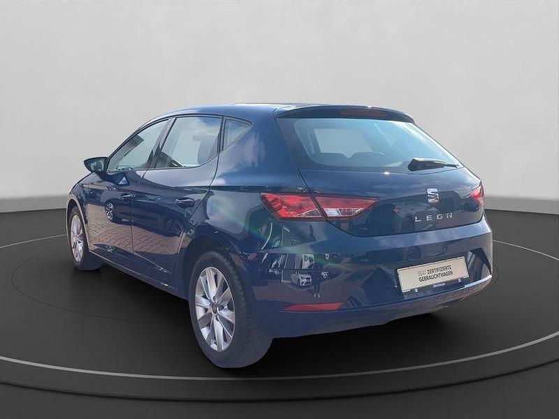 Gebraucht Seat Leon Style 131 PS (96 kW) 2019 Blau Limousine