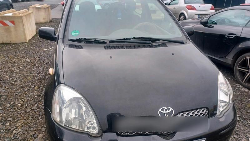 Schwarz Gebraucht 2005 Toyota Yaris Kleinwagen | 1.850 € (Fairer Preis) - Bild 1/4