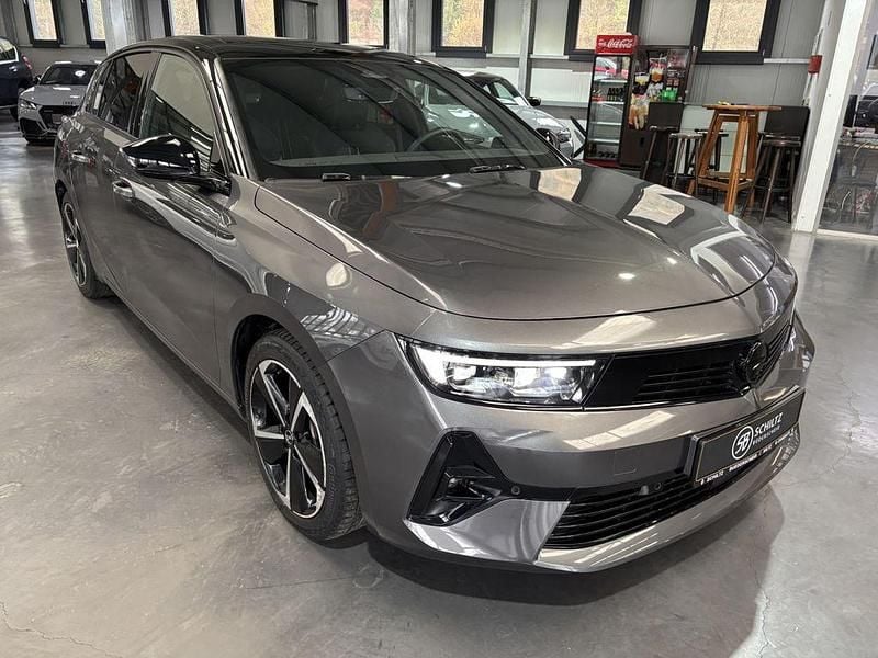 Gebraucht Opel Astra 131 PS (96 kW) 2024 Grau Limousine
